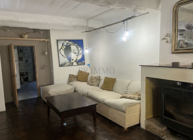 A vendre MAISON  5 PIECES 131 M2  TOURTOUR