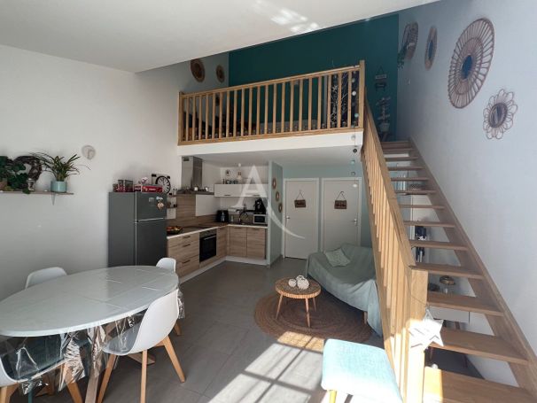 A vendre MAISON  4 PIECES 57 M2 BORD DE MER LONGEVILLE SUR MER