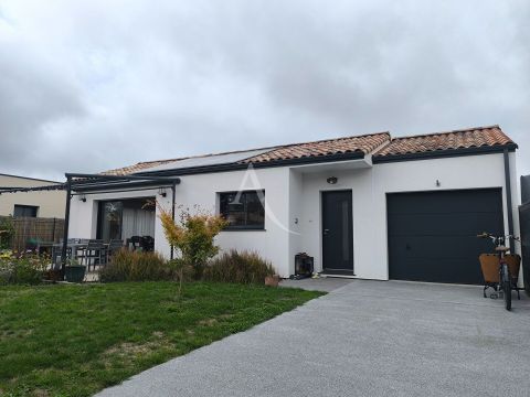 A louer MAISON  CONTEMPORAINE BORD DE MER TALMONT SAINT HILAIRE