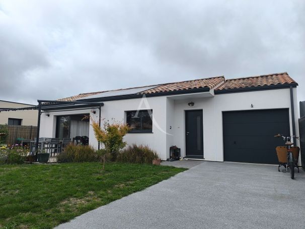 A louer MAISON  CONTEMPORAINE BORD DE MER TALMONT SAINT HILAIRE