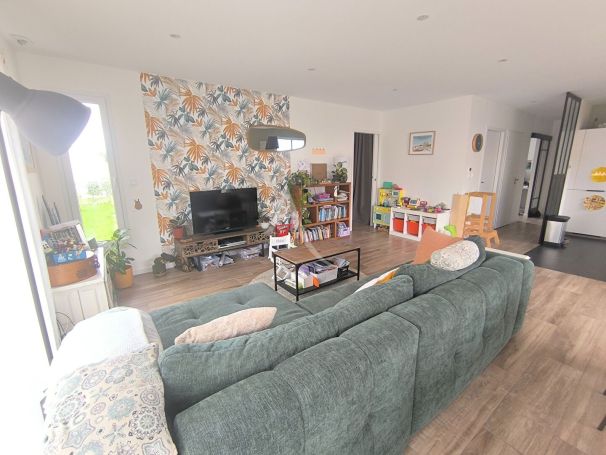 A louer MAISON  CONTEMPORAINE BORD DE MER TALMONT SAINT HILAIRE