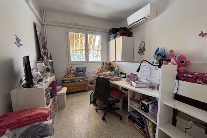 A louer APPARTEMENT T3 64 M2 TERRASSE BORD DE MER CAGNES SUR MER