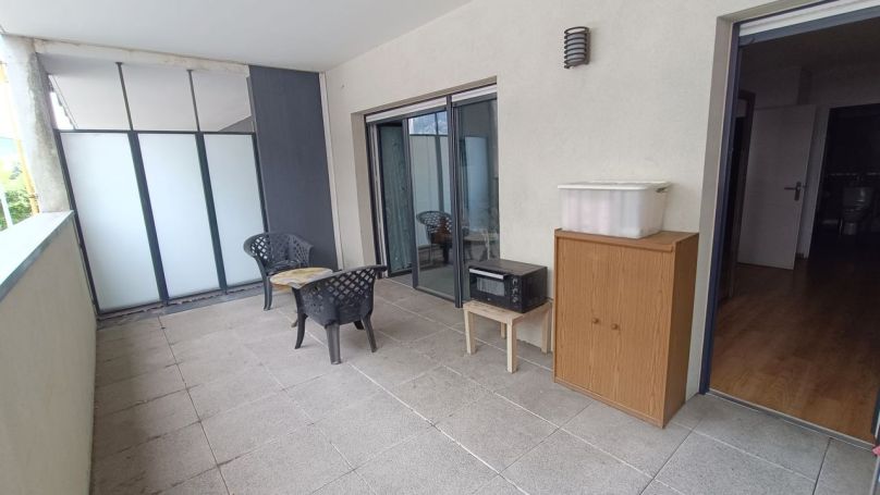 A louer APPARTEMENT T2 45 M2 TERRASSE  MARSEILLE 10EME