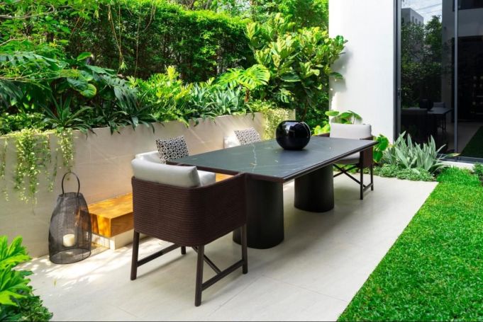 A louer APPARTEMENT DUPLEX DE PRESTIGE T5 134 M2 TERRASSE  BORDEAUX