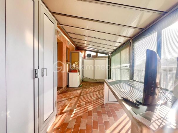 A louer APPARTEMENT T6 183 M2 TERRASSE  BEZIERS