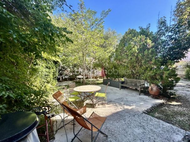 A louer APPARTEMENT T4 68 M2 BORD DE MER LA SEYNE SUR MER