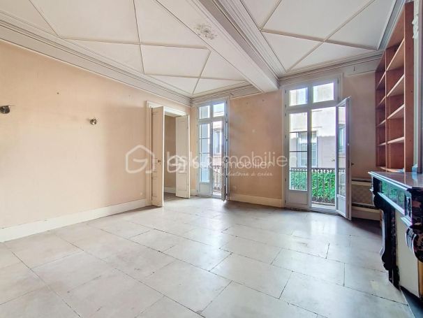 A louer APPARTEMENT T5 154 M2  MONTPELLIER