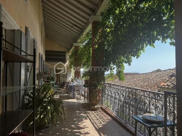 A louer MAISON  DE MAîTRE  LEZAN