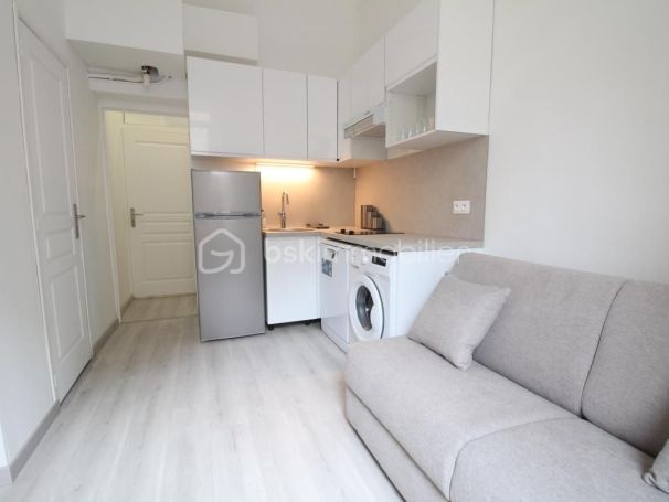 A louer APPARTEMENT NEUF T2 24 M2 BORD DE MER NICE