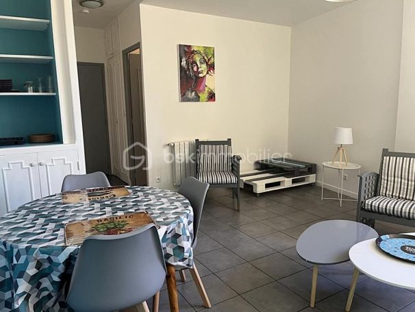A louer STUDIO  43 M2  PEZENAS