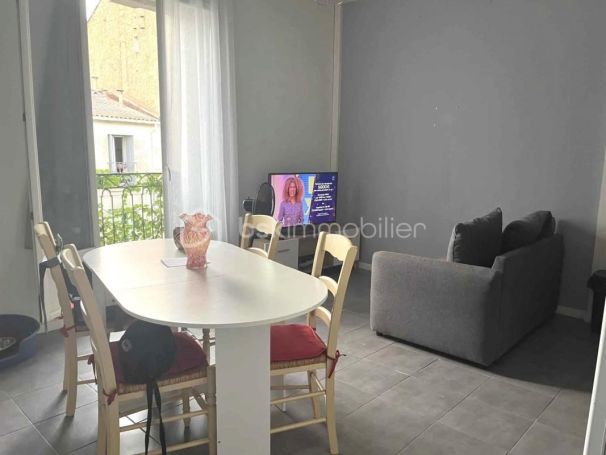 A louer APPARTEMENT T3 46 M2  PEZENAS