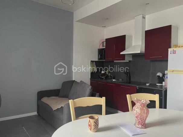 A louer APPARTEMENT T3 46 M2  PEZENAS