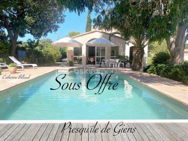 A louer MAISON  6 PIECES 155 M2 BORD DE MER HYERES