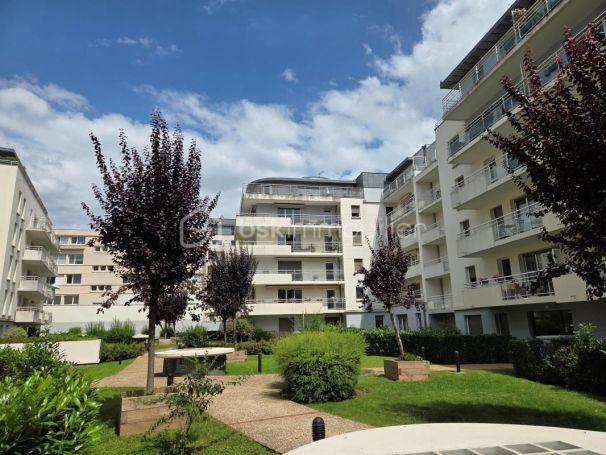 A vendre APPARTEMENT T5 103 M2 TERRASSE  ROUEN