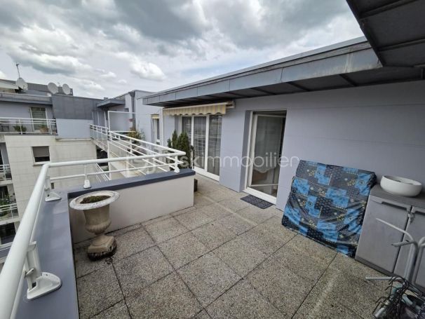 A vendre APPARTEMENT T5 103 M2 TERRASSE  ROUEN