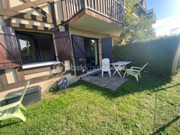 A louer APPARTEMENT T3 34 M2 BORD DE MER HOULGATE