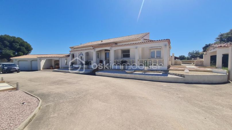 A vendre MAISON  9 PIECES 255 M2  CANET
