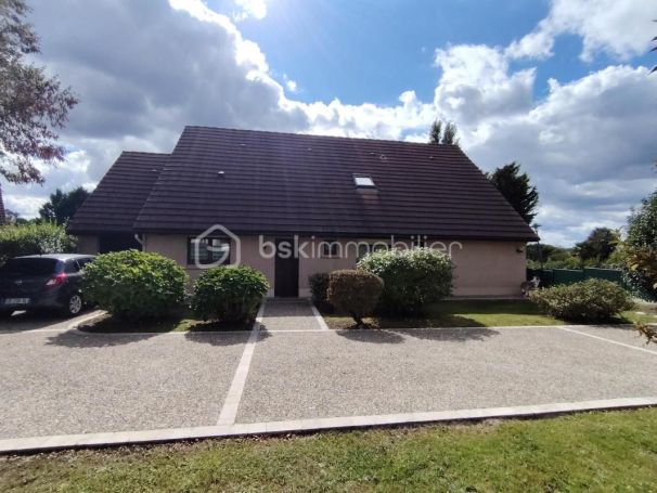 A louer MAISON  DE MAîTRE  NAVAILLES ANGOS