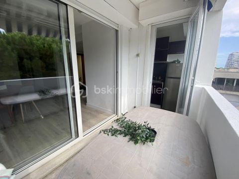 A louer APPARTEMENT NEUF T3 55 M2 TERRASSE BORD DE MER LA GRANDE MOTTE