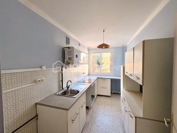 A louer APPARTEMENT T4 76 M2  MONTPELLIER