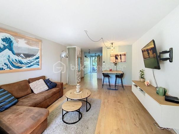 A louer APPARTEMENT NEUF T3 71 M2 TERRASSE BORD DE MER LA GRANDE MOTTE