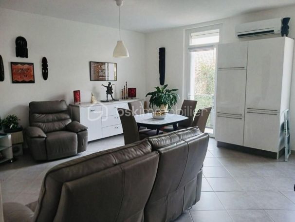A louer APPARTEMENT T4 70 M2 BORD DE MER SETE