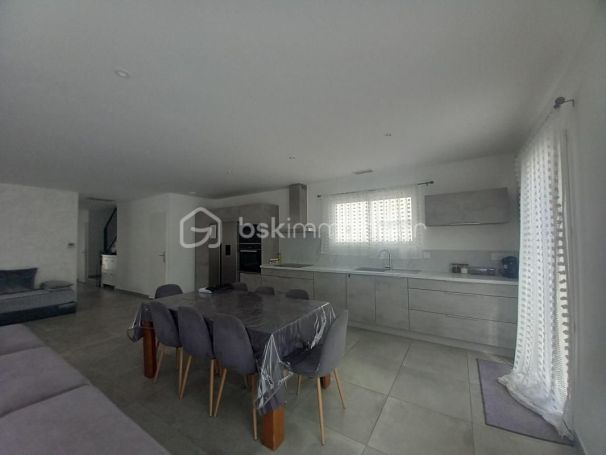 A louer MAISON  CONTEMPORAINE  NEBIAN