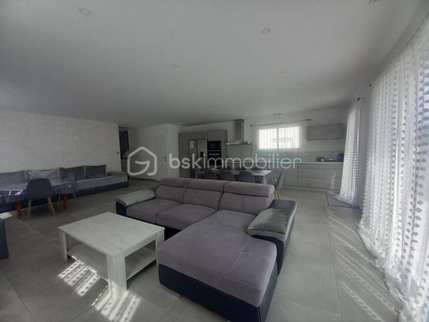 A louer MAISON  CONTEMPORAINE  NEBIAN