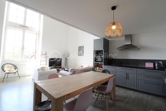 A louer APPARTEMENT T3 97 M2  MONT DE MARSAN
