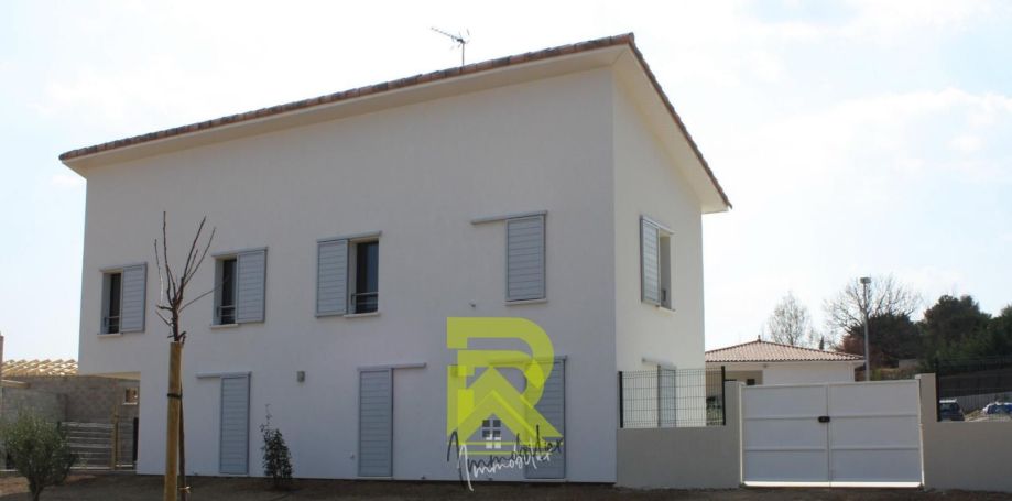 A louer LOFT  5 PIECES 135 M2  COMBAILLAUX