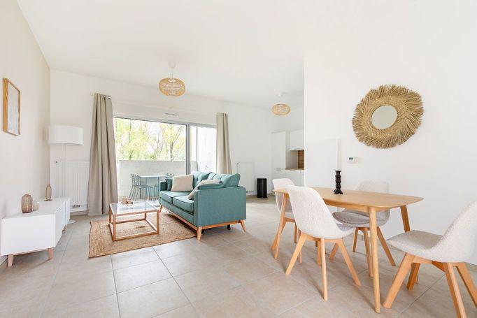 A louer MAISON  2 PIECES 54 M2  SAINTES