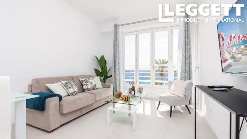 A louer APPARTEMENT DE PRESTIGE T3 53 M2 BORD DE MER NICE