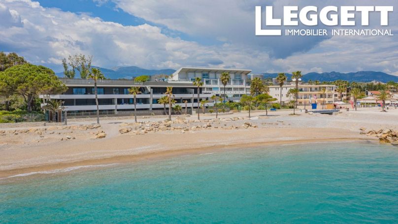 A louer APPARTEMENT DE PRESTIGE T3 70 M2 TERRASSE VUE MER VILLENEUVE LOUBET