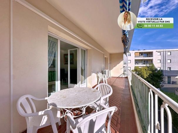 A louer APPARTEMENT T4 117 M2 TERRASSE BORD DE MER ANTIBES