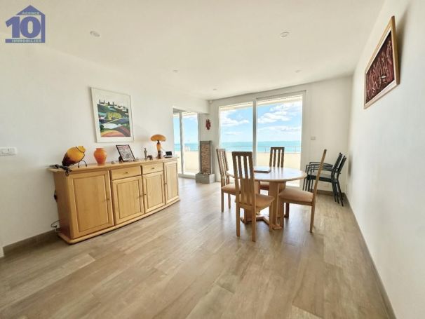 A louer APPARTEMENT T3 70 M2 BORD DE MER VALRAS PLAGE