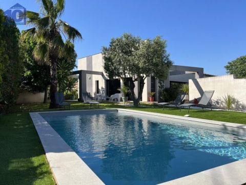 A louer MAISON  5 PIECES 150 M2 BORD DE MER SERIGNAN