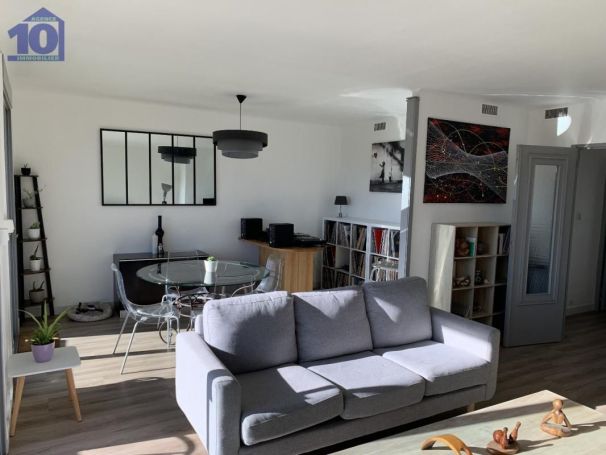 A louer APPARTEMENT T3 83 M2  BEZIERS