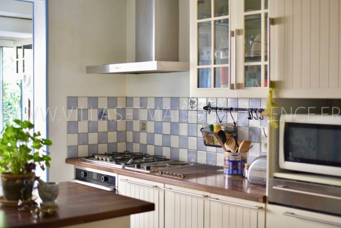 A vendre MAISON FAMILIALE 9 PIECES 196 M² ANDERNOS-LES-BAINS - LE BETEY