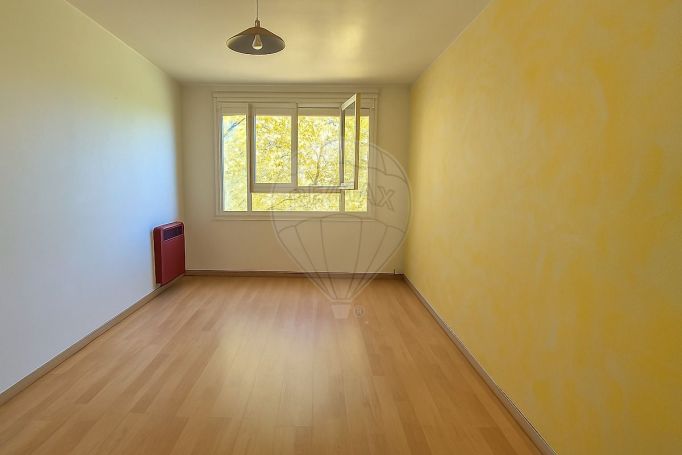 A louer APPARTEMENT T2 39 M2  PESSAC