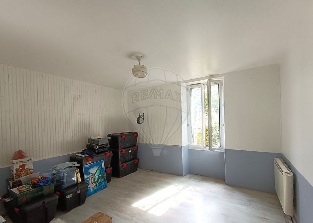 A louer LONGèRE  4 PIECES 80 M2  VERDELAIS