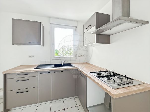 A louer APPARTEMENT DUPLEX T2 45 M2 TERRASSE  NANTES