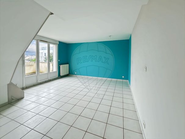 A louer APPARTEMENT DUPLEX T2 45 M2 TERRASSE  NANTES