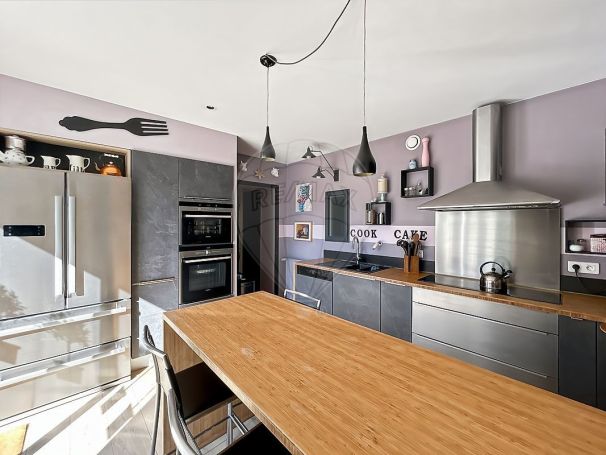 A louer MAISON  D'ARCHITECTE  SAINTE LUCE SUR LOIRE