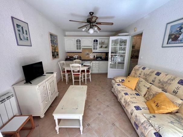 A louer APPARTEMENT T2 34 M2 TERRASSE PLAGE à PIED CAVALAIRE SUR MER