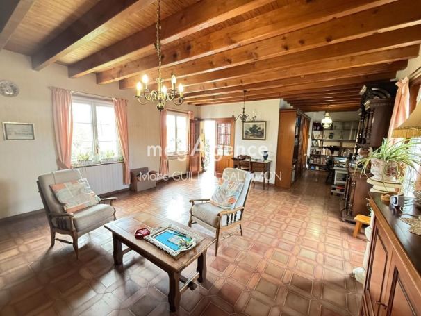 A louer LONGèRE  5 PIECES 161 M2  WIERRE EFFROY