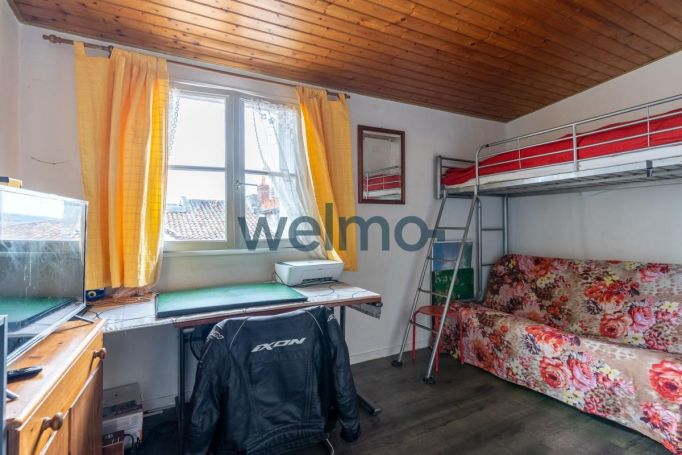 A louer STUDIO  16 M2 TERRASSE  BORDEAUX