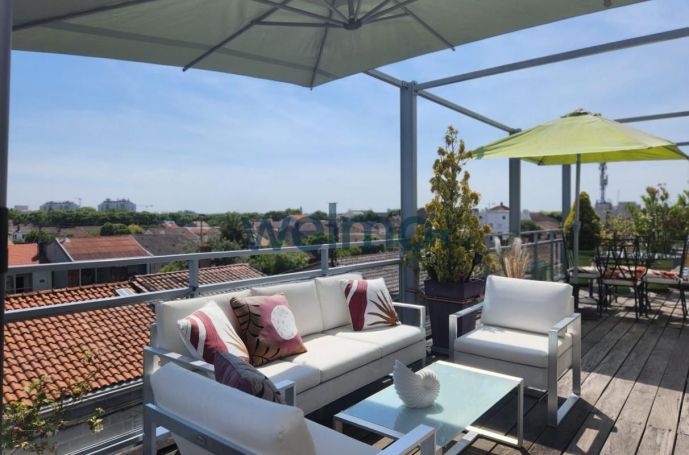 A louer APPARTEMENT T4 104 M2 TERRASSE  BORDEAUX