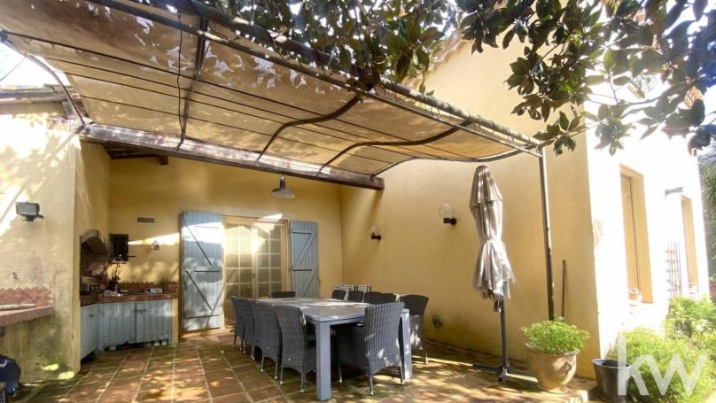 MAISON  DE MAîTRE BORD DE MER SERIGNAN