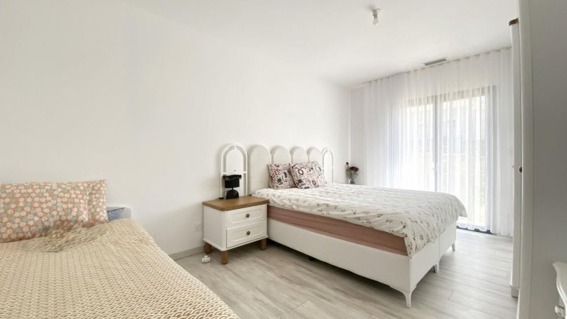 MAISON  5 PIECES 130 M2  CORNEILHAN