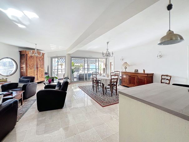 A vendre Appartement  t3 113 m² vue mer La Ciotat